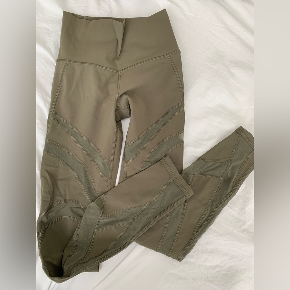 Lululemon legging olive green